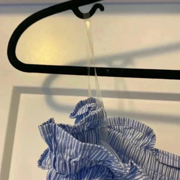 Size Small  Women’s Tank - Picture 4 of 6